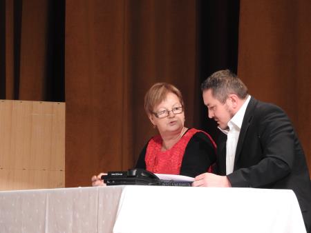 Dramska sekcija KD Cven, organizirala Veseli večer tudi v Domu kulture Razkrižje 23